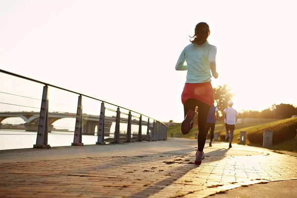 跑步不出汗能起到减肥的效果吗？你上了汗水的当了